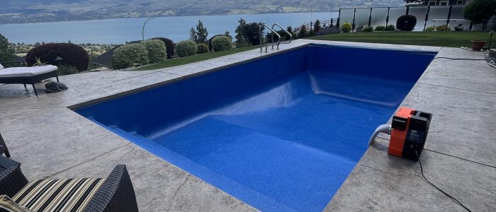 PoolWorx completed liner royal blue_1310